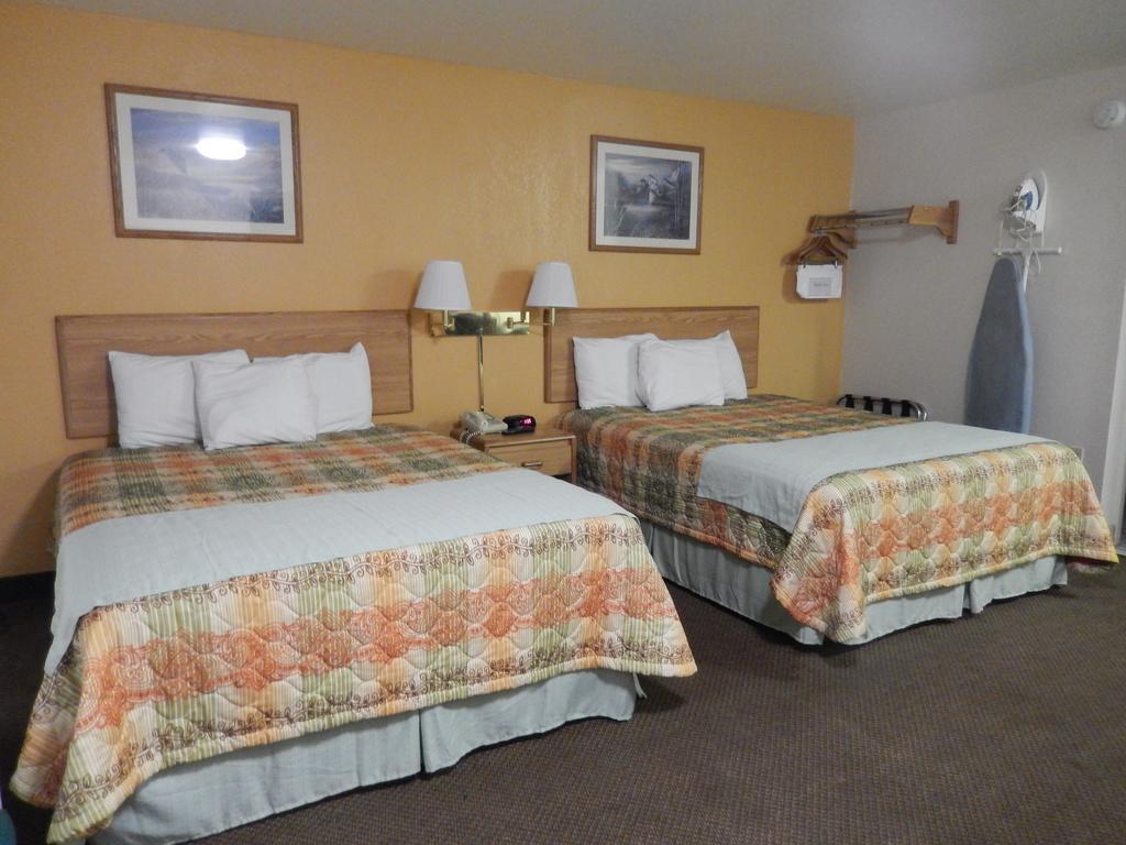 Executive Inn Pearsall Kültér fotó