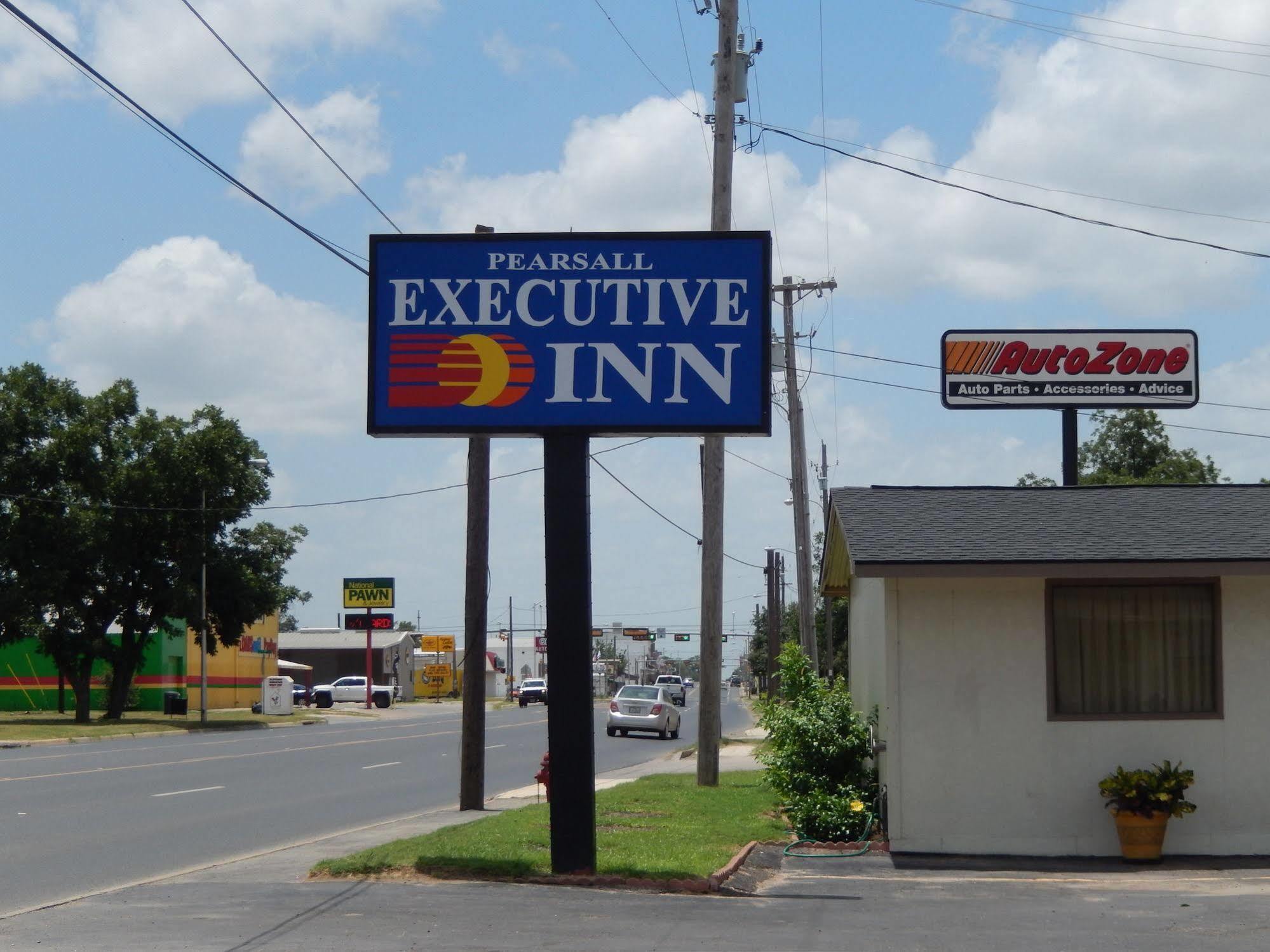 Executive Inn Pearsall Kültér fotó