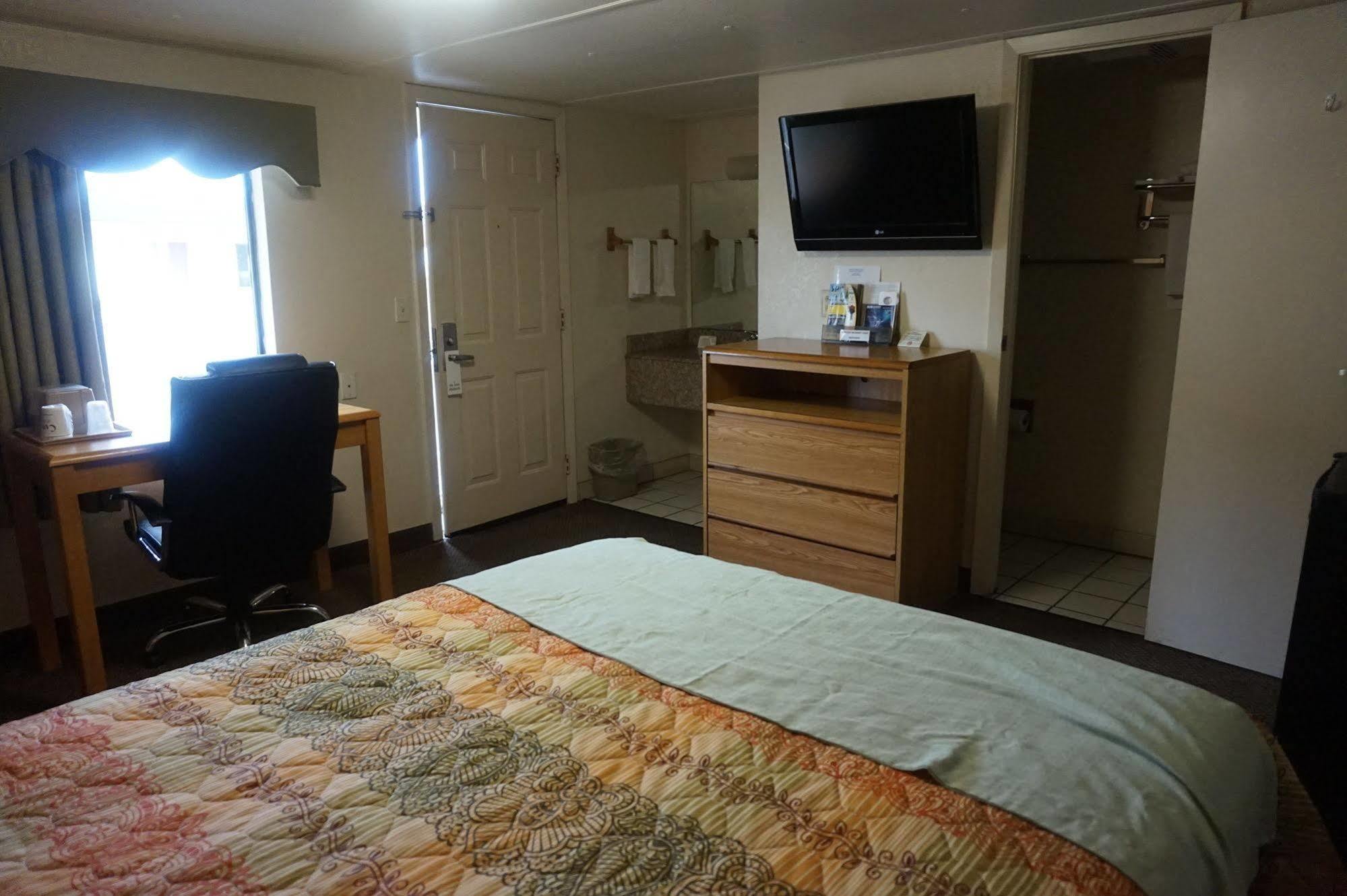 Executive Inn Pearsall Kültér fotó